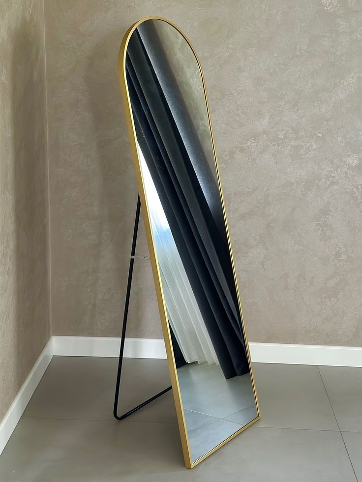 Tugehan glass Work 5
